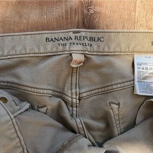 Banana Republic Traveler Pant